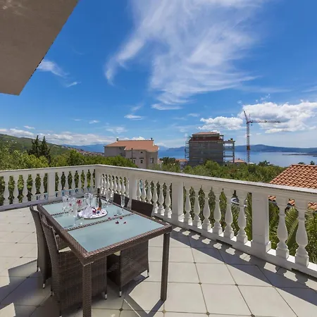 Villa Summertime